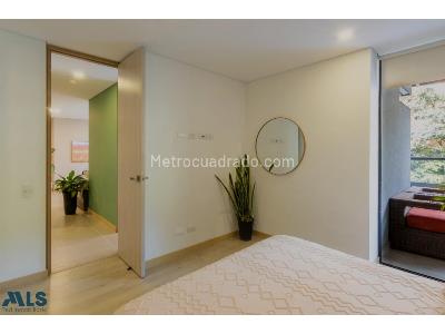 Apartamento de 2 alcobas en venta en Loma De Las Brujas, Envigado, 80 m² · foto 17 de 20