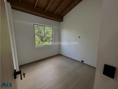 Apartamento en venta en Las Vegas, Medellín · foto 14 de 16
