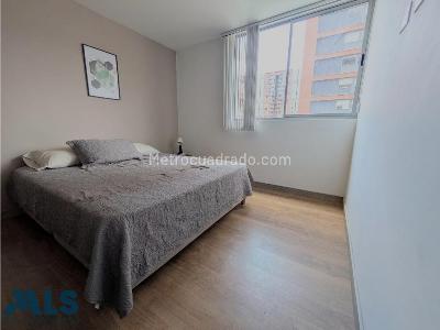 Apartamento en venta en Ciudad Del Rio, Medellín · foto 8 de 9