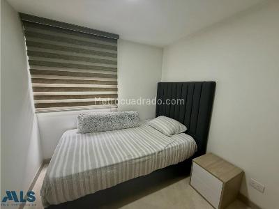 Apartamento de 3 alcobas en venta en La Cuenca, Envigado, 66 m² · foto 11 de 14