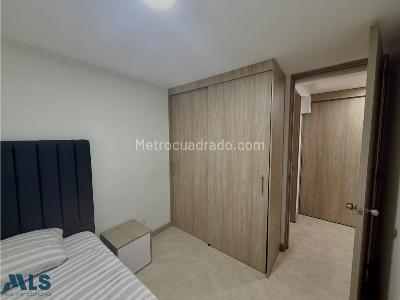 Apartamento de 3 alcobas en venta en La Cuenca, Envigado, 66 m² · foto 12 de 14