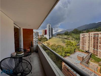 Apartamento de 2 alcobas en venta en El Chingui, Envigado, 70 m² · foto 3 de 14