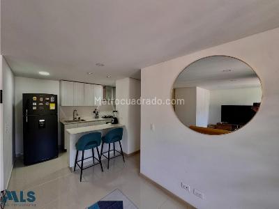 Apartamento de 2 alcobas en venta en El Chingui, Envigado, 70 m² · foto 7 de 14