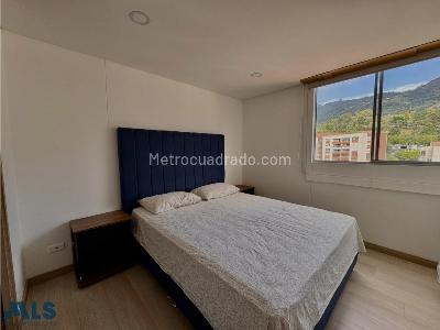 Apartamento de 2 alcobas en venta en El Chingui, Envigado, 70 m² · foto 13 de 14