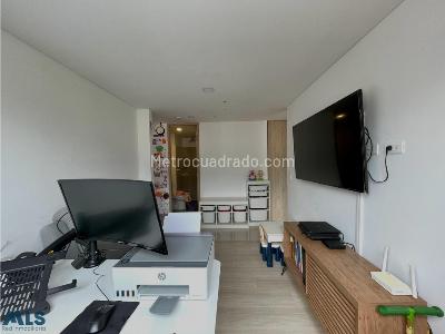 Apartamento de 2 alcobas en venta en El Chingui, Envigado, 83 m² · foto 15 de 20