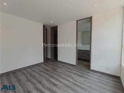 Apartamento de 3 alcobas en venta en Pontevedra, Envigado, 118 m² · foto 10 de 20