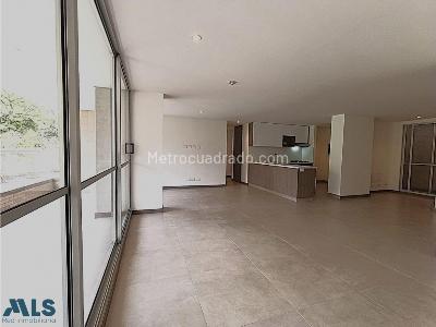 Apartamento de 3 alcobas en venta en Pontevedra, Envigado, 118 m² · foto 5 de 20