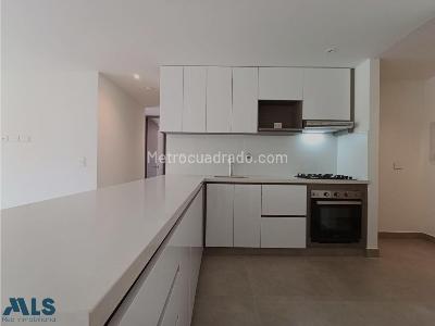 Apartamento de 3 alcobas en venta en Pontevedra, Envigado, 118 m² · foto 8 de 20