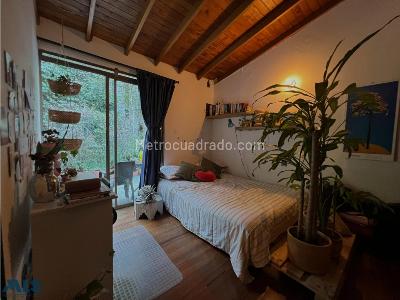 Casa de 3 alcobas en venta en Loma Del Chocho, Envigado, 165 m² · foto 15 de 20