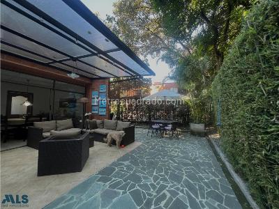 Casa de 3 alcobas en venta en Loma Del Chocho, Envigado, 165 m² · foto 1 de 20
