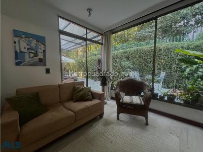 Casa de 3 alcobas en venta en Loma Del Chocho, Envigado, 165 m² · foto 9 de 20