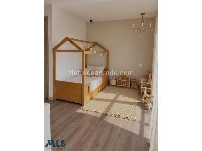 Apartamento de 2 alcobas en venta en Loma De Los Gonzalez, Medellín, 104 m² · foto 11 de 14