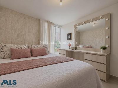 Apartamento de 3 alcobas en venta en Los Balsos, Medellín, 116 m² · foto 9 de 13