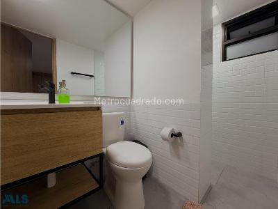 Apartamento de 3 alcobas en venta en Loma Del Encierro, Medellín, 134 m² · foto 14 de 20