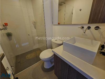 Apartamento de 3 alcobas en venta en Loma De Las Brujas, Envigado, 121 m² · foto 15 de 15
