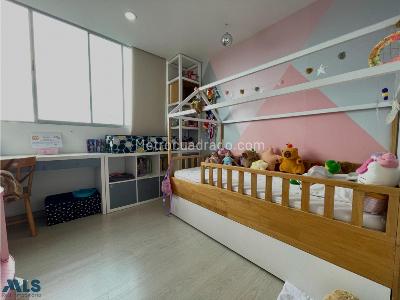 Apartamento de 3 alcobas en venta en Loma Benedictinos, Envigado, 158 m² · foto 17 de 20