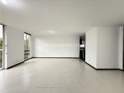 Apartamento de 3 alcobas en venta en Zuñiga, Envigado, 112 m² · foto 9 de 18