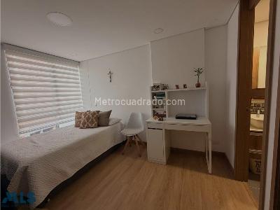 Apartamento de 2 alcobas en venta en Loma De Las Brujas, Envigado, 84 m² · foto 10 de 11