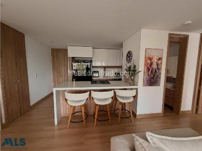 Apartamento de 2 alcobas en venta en Loma De Las Brujas, Envigado, 84 m² · foto 11 de 11