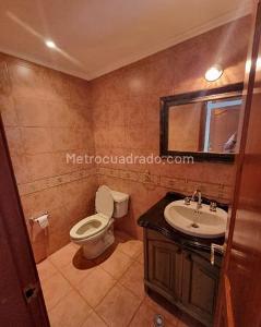 Casa de 5 alcobas en venta en La Calera, La Calera · foto 9 de 20