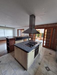 Casa de 5 alcobas en venta en La Calera, La Calera · foto 10 de 20