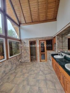 Casa de 5 alcobas en venta en La Calera, La Calera · foto 17 de 20
