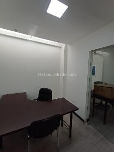 Casa de 5 alcobas en venta en Quinta Camacho, Bogotá, 440 m² · foto 3 de 20