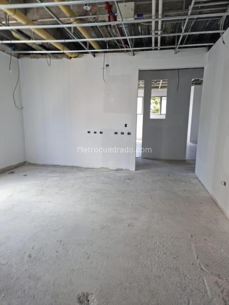 Edificio de Apartamentos en Arriendo, Santa Barbara, Bogotá D.C. - Więcej