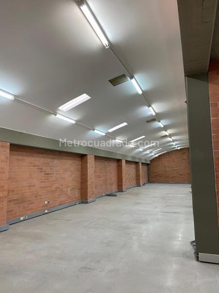 Bodega en Arriendo, Puente Aranda, Bogotá D.C. – další