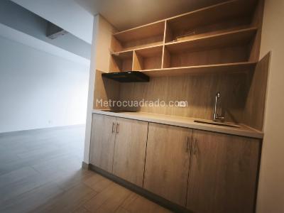 Apartaestudio en venta en La Macarena, Bogotá, 28 m² · foto 8 de 20