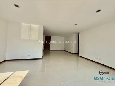 Apartamento de 3 alcobas en arriendo en Zuñiga, Envigado, 120 m² · foto 6 de 9