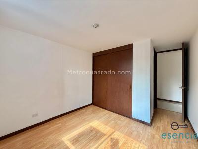 Apartamento de 3 alcobas en arriendo en Zuñiga, Envigado, 120 m² · foto 8 de 9