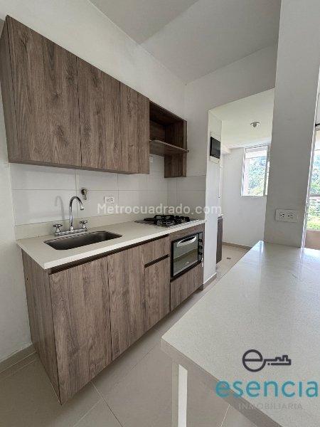3BR Apartment in Alto De Las Flores (65 m²) - 3
