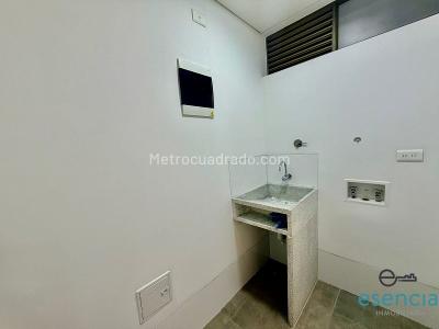 Apartamento de 1 alcoba en arriendo en El Poblado, Medellín, 67 m² · foto 19 de 20