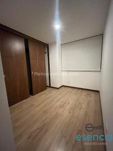 Apartamento de 3 alcobas en arriendo en Loma De Los Gonzalez, Medellín, 100 m² · foto 6 de 14