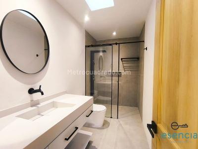 Casa de 4 alcobas en arriendo en El Poblado, Medellín, 350 m² · foto 18 de 20