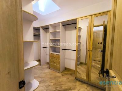 Casa de 4 alcobas en arriendo en El Poblado, Medellín, 350 m² · foto 19 de 20