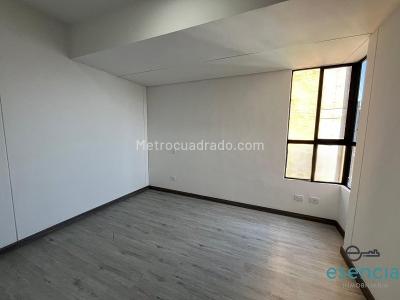 Apartamento de 3 alcobas en arriendo en Las Palmas, Medellín, 75 m² · foto 7 de 14