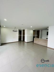 Apartamento de 3 alcobas en arriendo en Loma Del Escobero, Envigado, 118 m² · foto 5 de 18