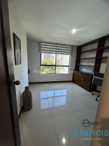 Apartamento de 3 alcobas en arriendo en Santa Maria De Los Angeles, Medellín, 110 m² · foto 3 de 17