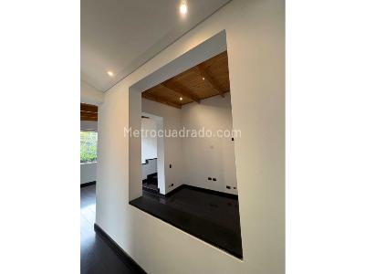 Casa de 4 alcobas en venta en Via Guaymaral, Chía, 909 m² · foto 9 de 20