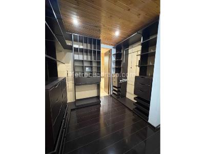 Casa de 4 alcobas en venta en Via Guaymaral, Chía, 909 m² · foto 10 de 20