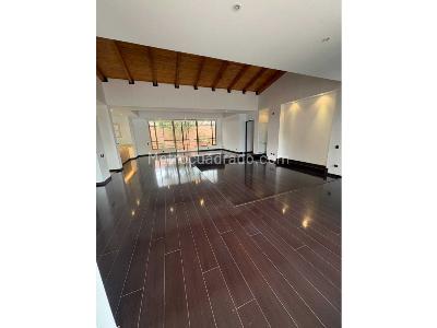 Casa de 4 alcobas en venta en Via Guaymaral, Chía, 909 m² · foto 13 de 20