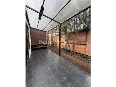 Casa de 4 alcobas en venta en Via Guaymaral, Chía, 909 m² · foto 19 de 20