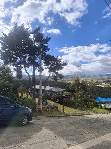 Casa de 4 alcobas en venta en Jose Joaquin Camacho, Tunja, 86 m² · foto 2 de 8