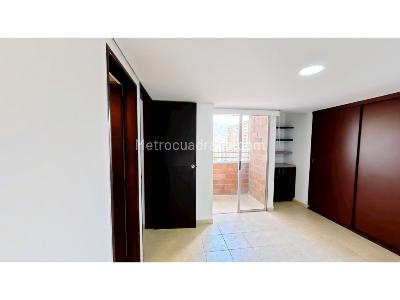Apartamento de 3 alcobas en venta en Laureles Estadio, Medellín, 77 m² · foto 14 de 14