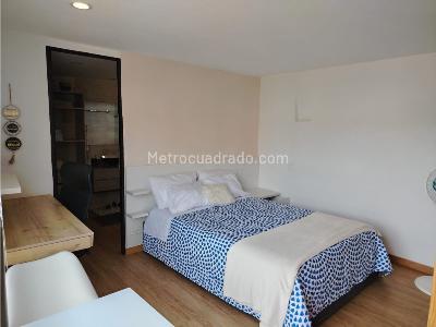 Apartaestudio en venta en El Poblado, Medellín, 30 m² · foto 3 de 13