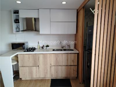Apartaestudio en venta en El Poblado, Medellín, 30 m² · foto 7 de 13