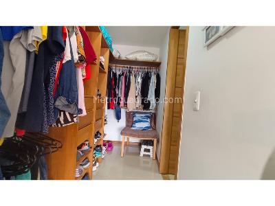 Apartamento de 2 alcobas en venta en Las Lomitas, Sabaneta, 75 m² · foto 5 de 15