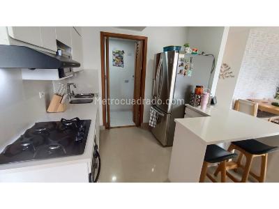 Apartamento de 2 alcobas en venta en Las Lomitas, Sabaneta, 75 m² · foto 10 de 15